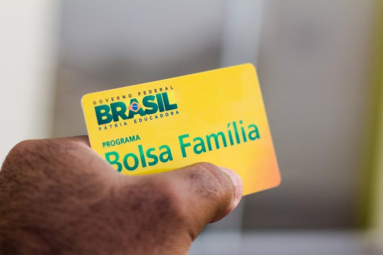 Descubra Como Consultar e Acessar Benefícios do Governo